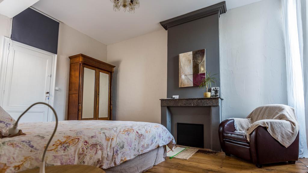 Chambres D'Hotes Le Relais Des Remparts Rions Экстерьер фото